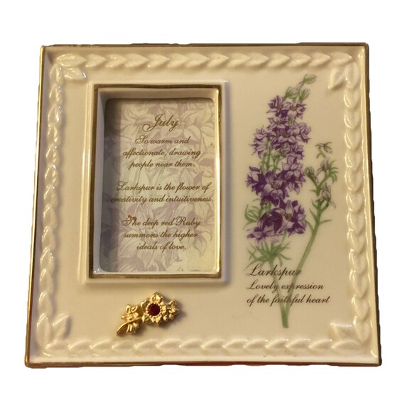 Lenox China Treasures Birthstone Picture Frame July Ruby With Larkspur #6145015 - Picture 1 of 11